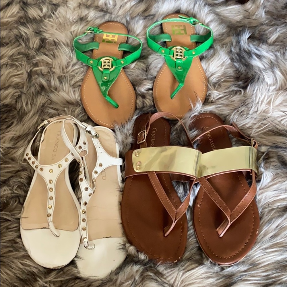 Bundle of sandals